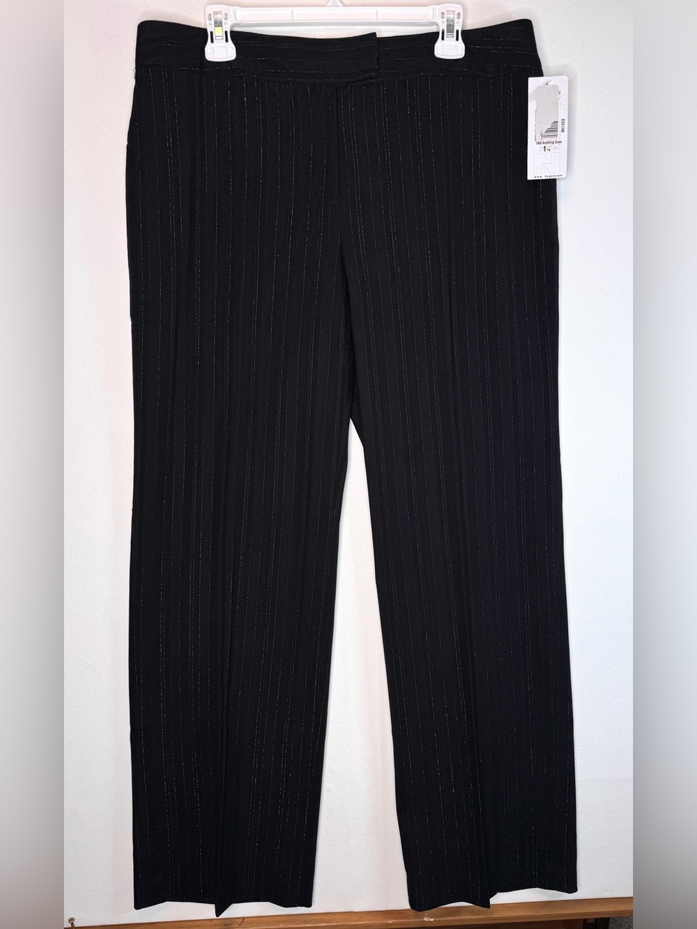 Peter Nygard NWT black dress pants size 14 silver pinstripe stretch straight